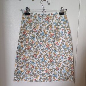High Waisted Floral Print Skirt